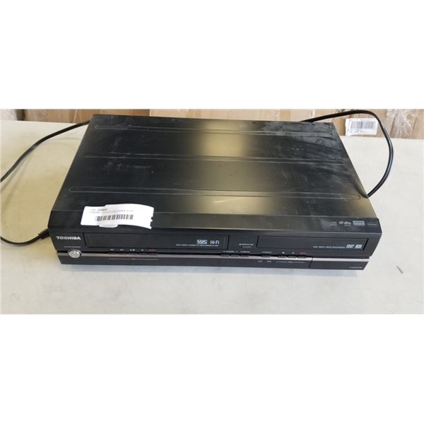 TOSHIBA DVD/VCR RECORDER, D-VR7