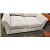 Image 2 : BEIGE PILLOWBACK LOVE SEAT