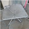 Image 5 : PATIO TABLE AND 4 METAL CHAIRS