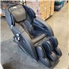 Image 2 : INSIGNIA 2D ZERO GRAVITY MASSAGE CHAIR - TESTED WORKING, RETAIL $2699