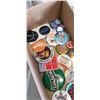 Image 2 : 50 BADGES