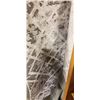 Image 2 : AREA RUG, APPROX. 5' X 8'