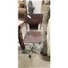 Image 2 : RUSTIC DESK WITH 1 DRAWER APPROX 68" AND LEATHER OFFICE CHAIR
