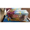 Image 2 : 10 NEW FISH TOYS