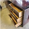 Image 2 : WHITE OF MEBANE CHERRYWOOD 3 DRAWER DRESSER