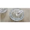 Image 2 : 2 HEAVY CUT CRYSTAL ASHTRAYS