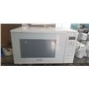 Image 1 : PANASONIC 1.3 CU FT MICROWAVE - WHITE - TESTED WORKING, RETAIL $163