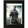 Image 1 : RUSSELL CROWE SIGNED "GLADIATOR" 8X10 PHOTO (SUPER STAR COA)