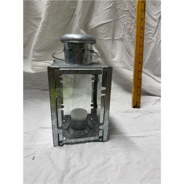 Candle lantern