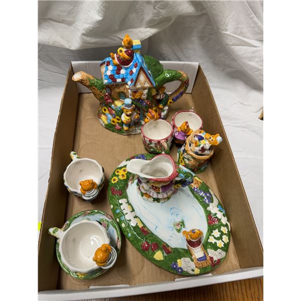 Teddy bear tea set small chip on tea pot lid