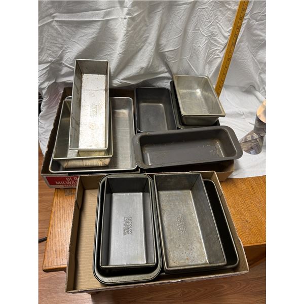 Baking pans