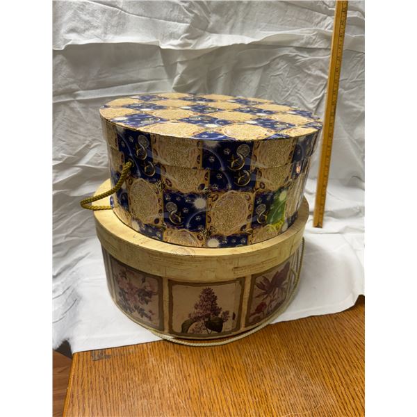 Hat/storage boxes