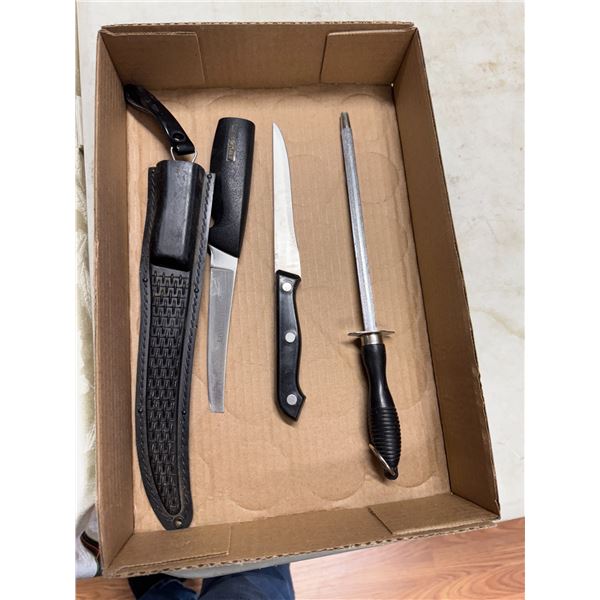 Knife, knife sharpener