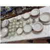 Image 1 : 15 piece setting Stokes formal dishes