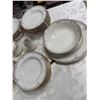 Image 2 : 15 piece setting Stokes formal dishes
