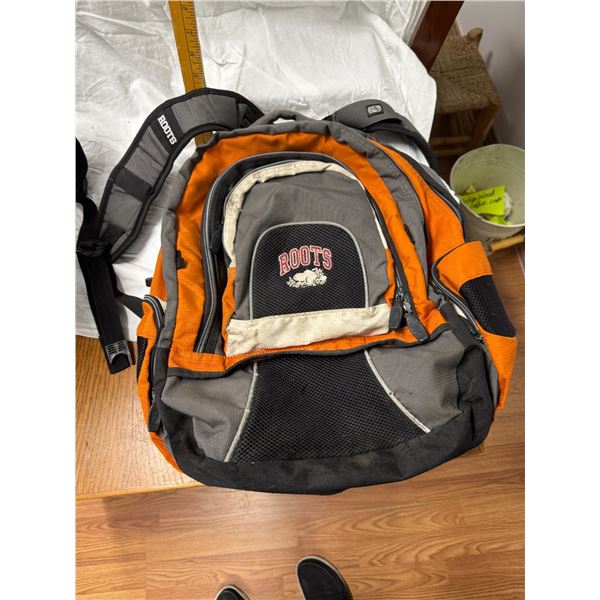 Roots backpack