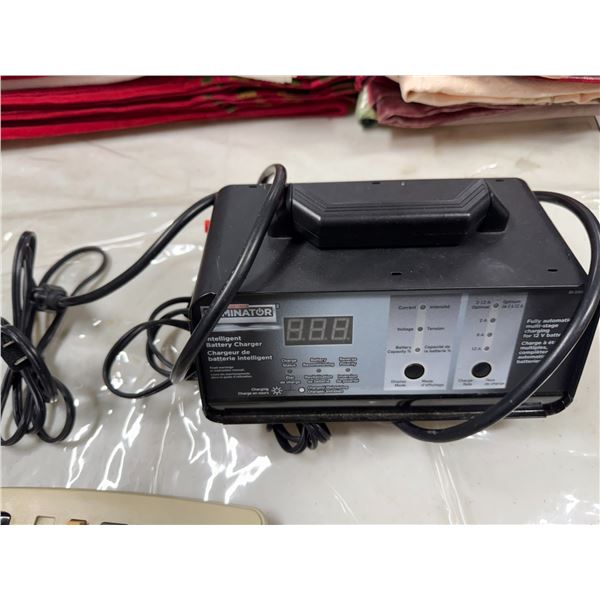 Illuminator, intelligent, battery charger