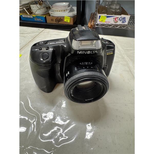 Minolta camera AF 50 maximum 350SI