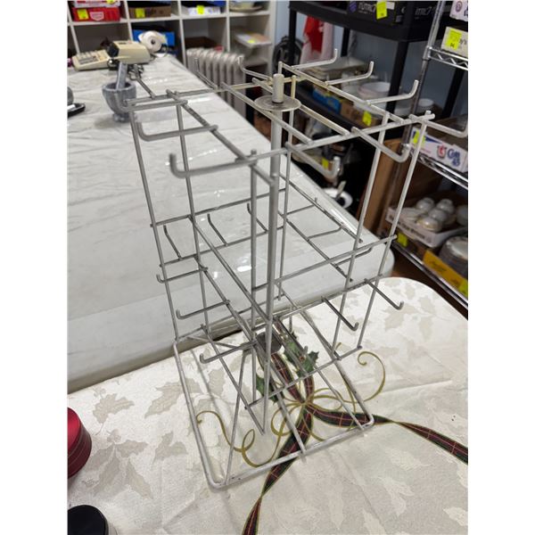 Rotating display stand