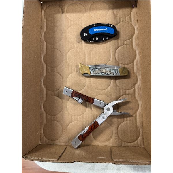 Pocket knives and multitool