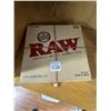 Image 1 : Raw unrefined parchment paper