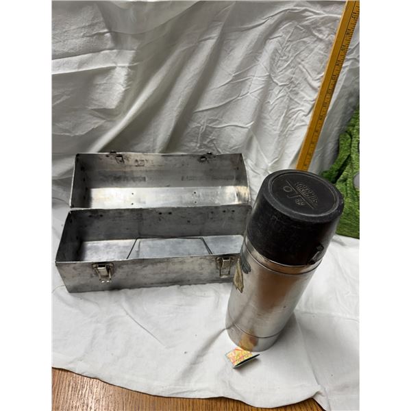 Vintage thermos and lunchbox