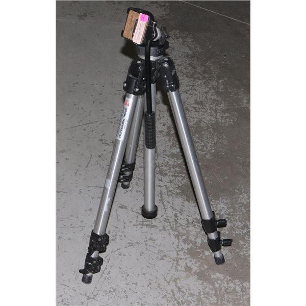 MANFROTTO PROFESSIONAL TRIPOD WITH 128 HEAD