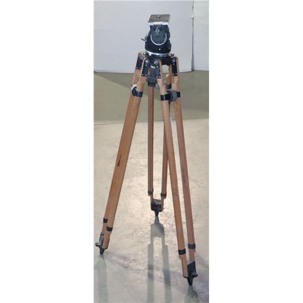 VINTAGE LARGE FORMAT CAMERA TRIPOD