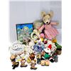 Image 1 : LOTS OF VINTAGE COLLECTIBLE ITEMS  CLOWNS