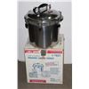 Image 1 : LRG CAST ALUMINUM PRESSURE CANNER/COOKER (USED)