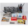 Image 1 : SMALL LOT OF GARAGE ITEMS. STAPLE GUN WITH STAPLES