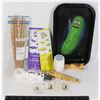 Image 1 : SMOKERS BUNDLE, PAPERS, TRAY, ECT