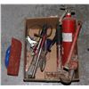 Image 1 : FLAT OF ASSORTED TOOLS INCLUDING BOLT