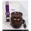 Image 1 : SCENTSY WARMER CHATEAU