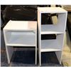 Image 1 : 2 SMALL WHITE CUBE SHELVES.