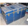Image 1 : VINTAGE BLUE TRUNK APPROX 43" X 24" X 21"
