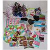 Image 1 : LOT OF CHILDREN'S PARTY SUPPLIES