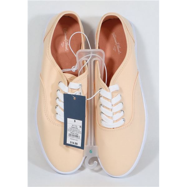 NEW UNIVERSAL THREAD SHOES WOMEN'S SIZE 9