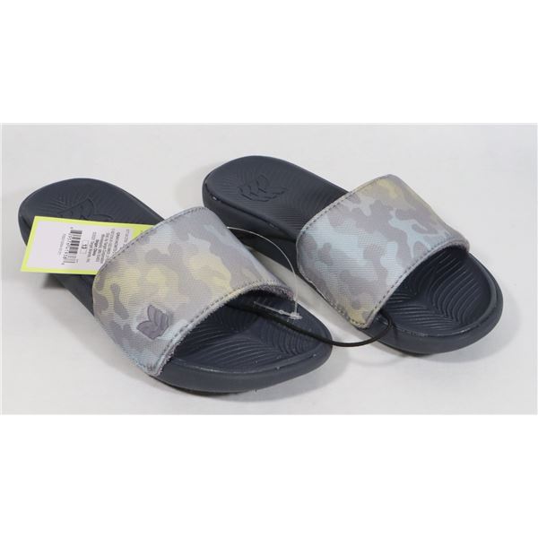 NEW CHILDREN SHOES SIZE 13