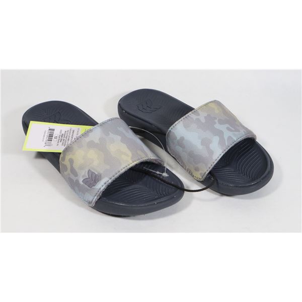 NEW CHILDREN SHOES SIZE 13