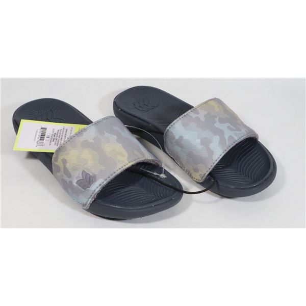 NEW CHILDREN SHOES SIZE 13