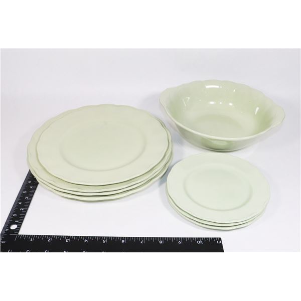 VINTAGE ALMOND PETALWARE ENGLAND -VEG BOWL