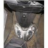 Image 6 : SAGA DELUX SCOOTER