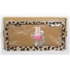 Image 1 : NEW RHINESTONE LEOPARD PRINT DESIGN LICENSE PLATE