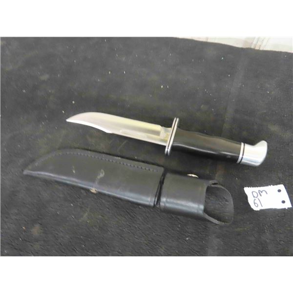 Buck Knife with Holster (Blade Length) 6'' (Total Length) 10'' 