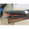 Image 2 : 6 Gun Cases