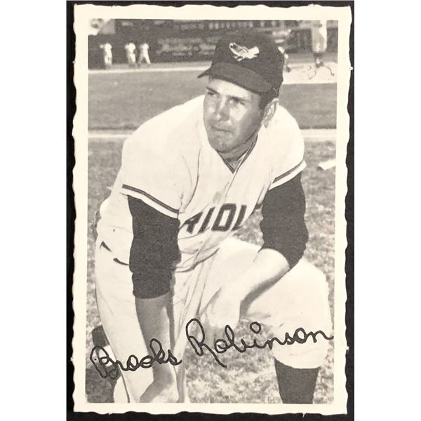 1969 TOPPS DECKLE EDGE BROOKS ROBINSON (HOF)