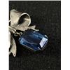 Image 2 : Interesting Vintage Bow Brooch/Pin w/ Blue Plastic "Stone"