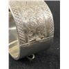 Image 2 : Victorian Sterling Silver Floral Engraved Bangle Bracelet