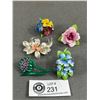 Image 3 : Large Lot of Vintage Brooches Some English Porcelain